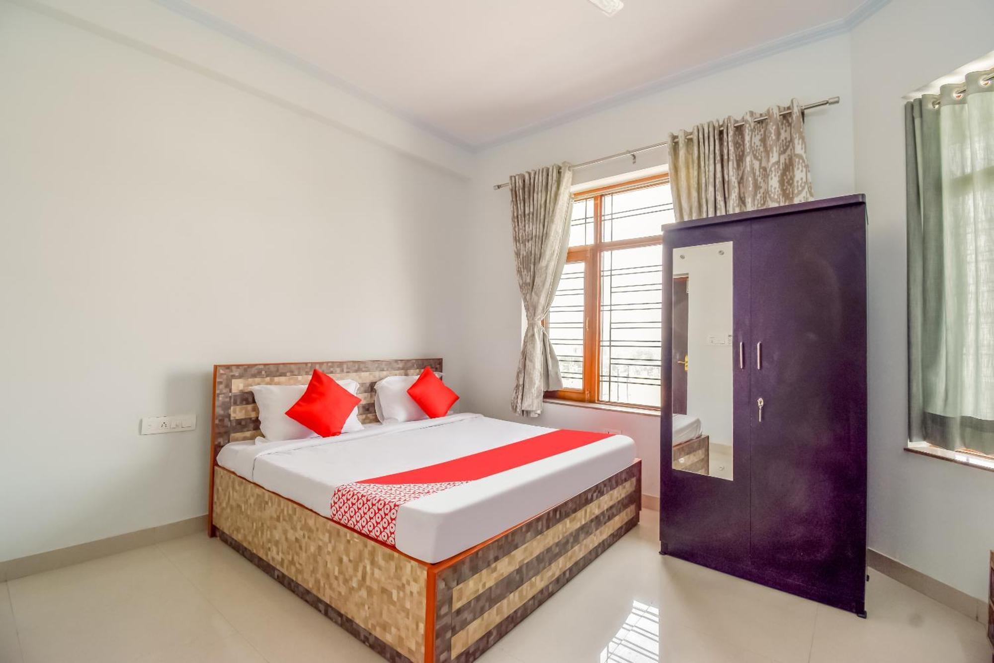 Pandu Hotel O Kusum Lodge מראה חיצוני תמונה