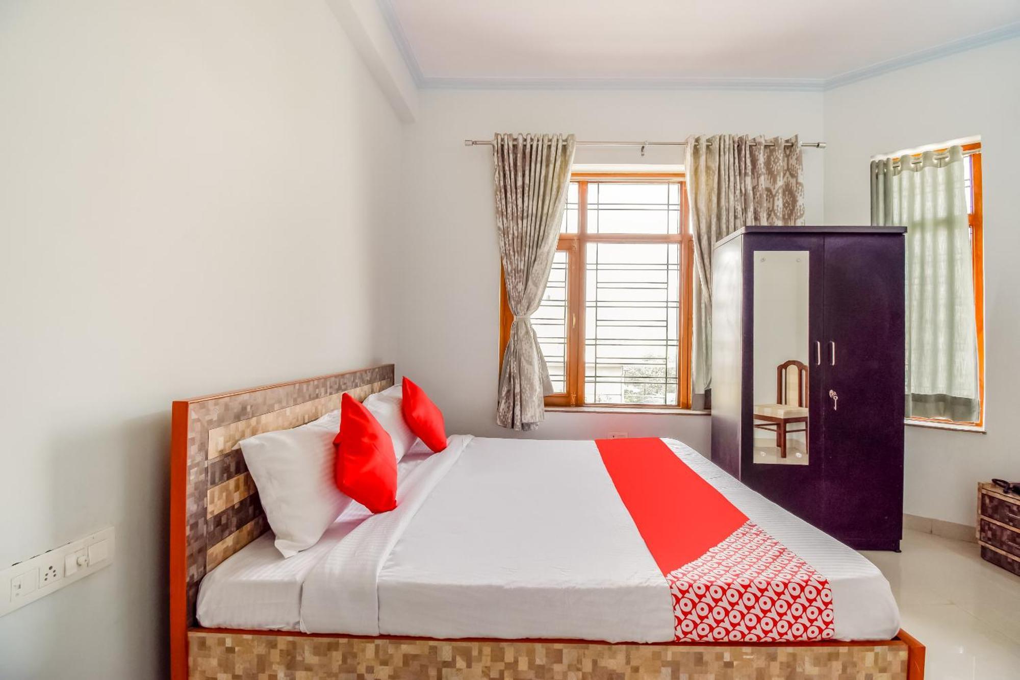 Pandu Hotel O Kusum Lodge מראה חיצוני תמונה