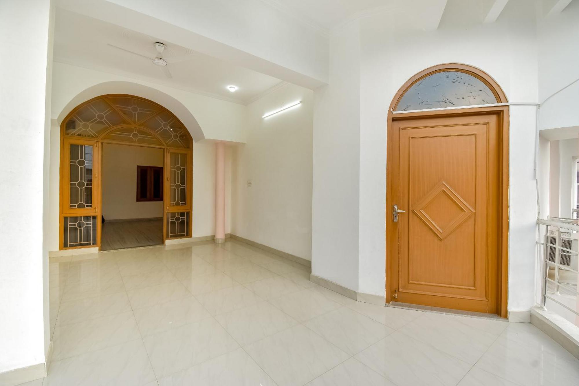 Pandu Hotel O Kusum Lodge מראה חיצוני תמונה