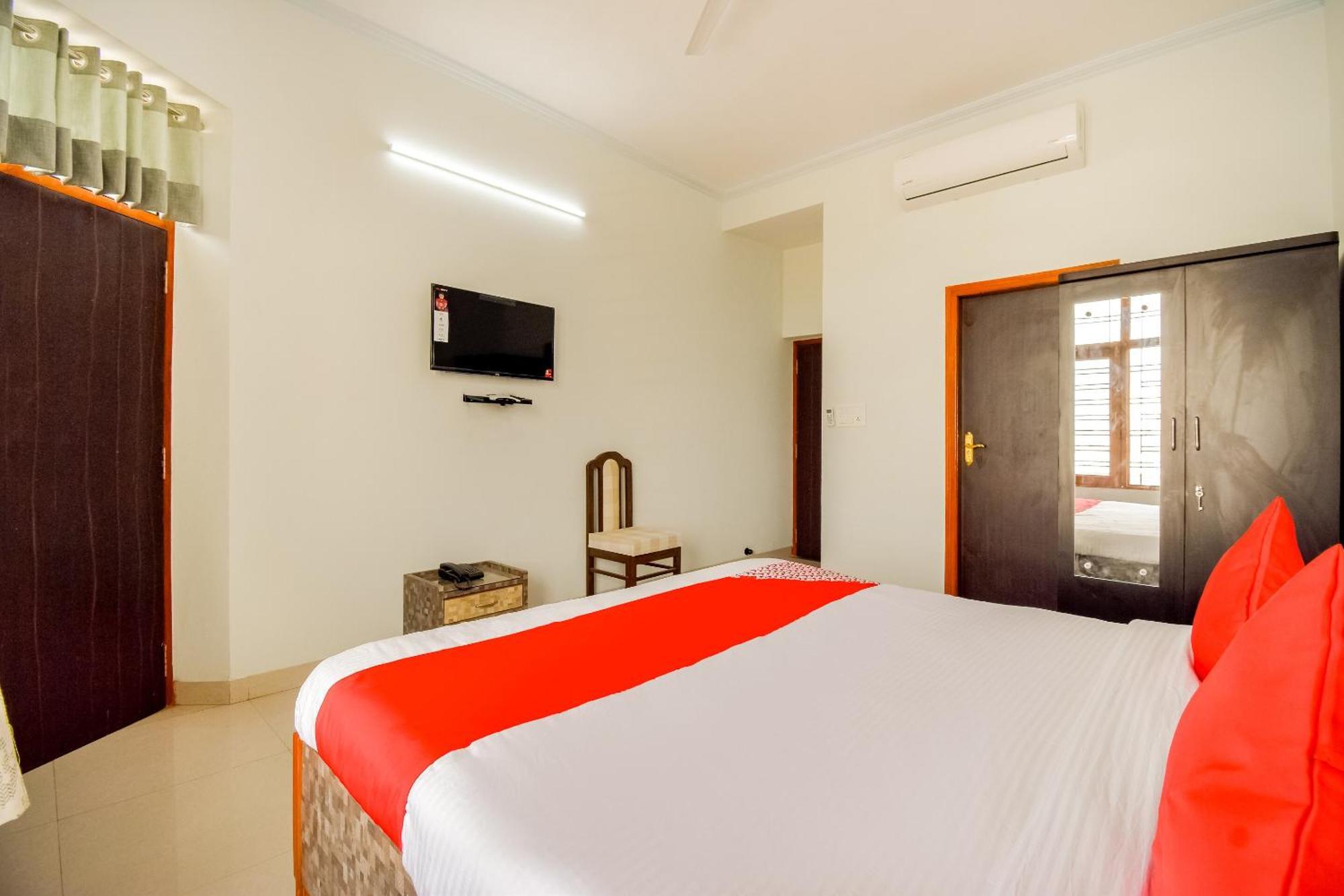 Pandu Hotel O Kusum Lodge מראה חיצוני תמונה