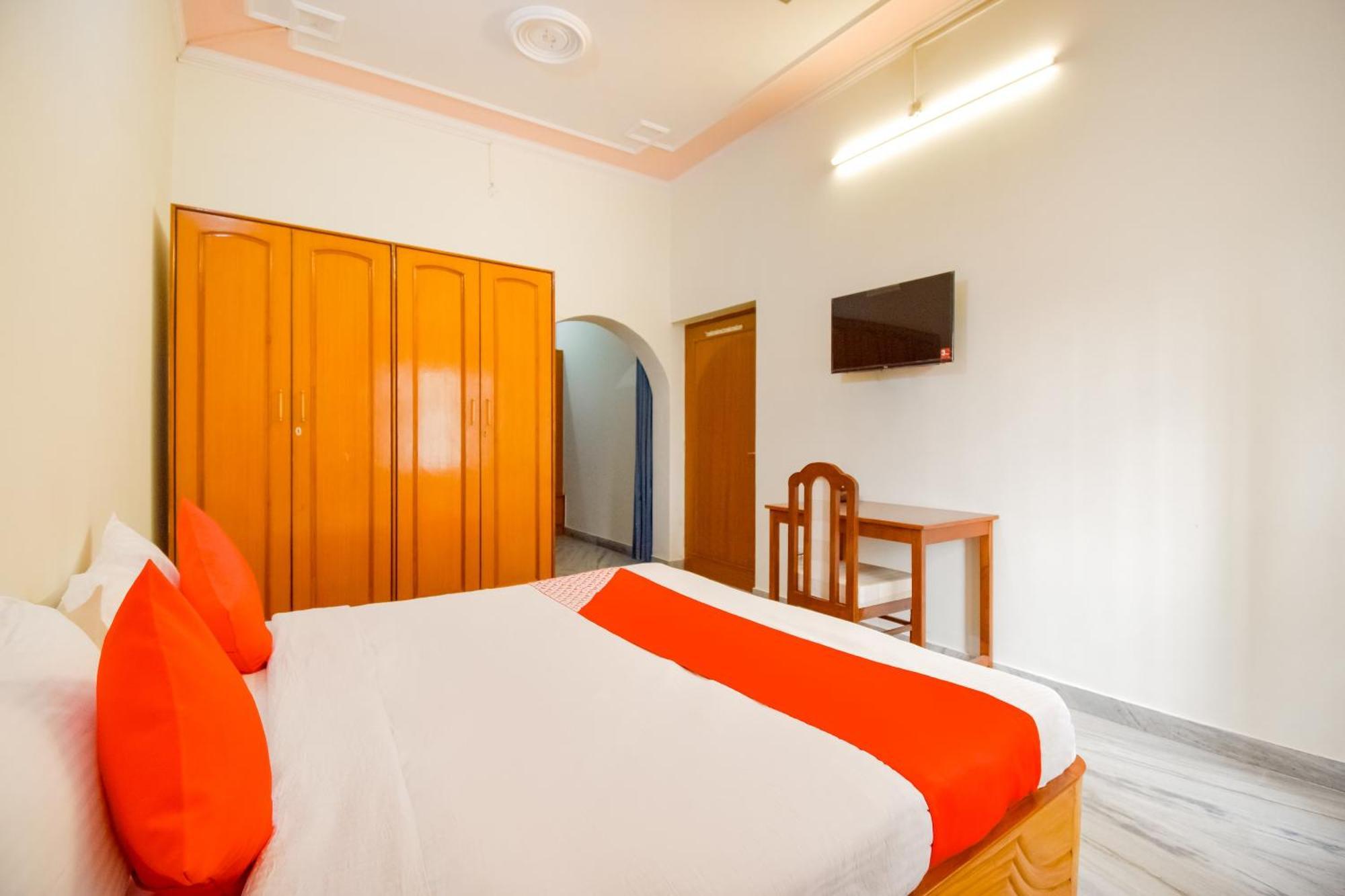 Pandu Hotel O Kusum Lodge מראה חיצוני תמונה